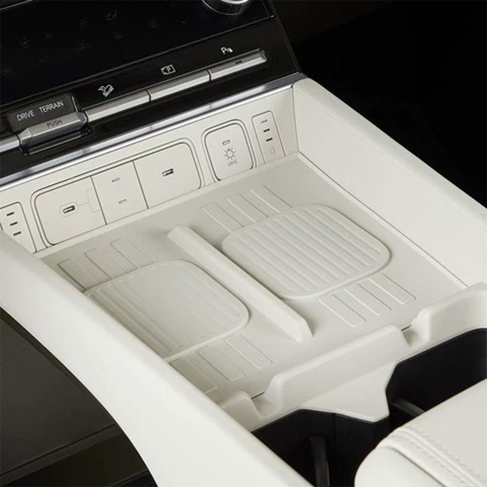 Car Center Console Silicone Pad For Hyundai Santa Fe 2024 Wireless Charging Station Protector Auto Interior Organizer Accessory