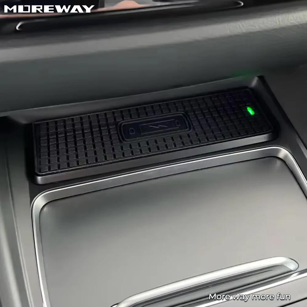 Moreway Wireless charger For bmw 3 4 series f31 f30 f32 f33 f34 f36 f33 f35 GT M4 F82 phone Mount Charging Pad Tray Car Interior