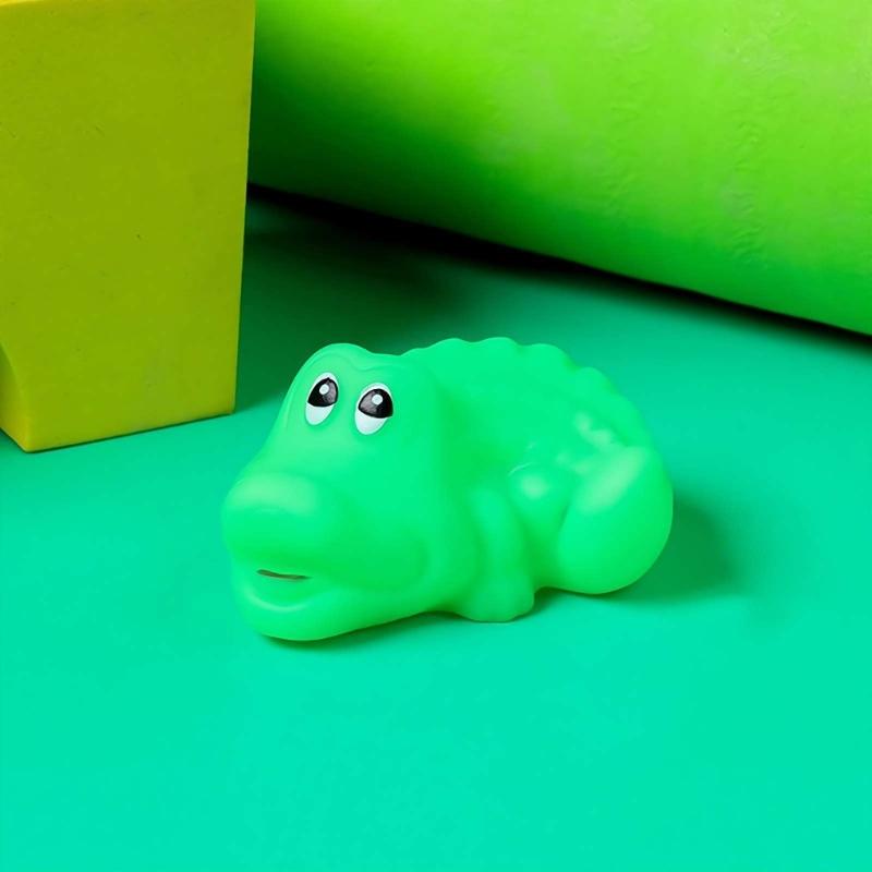G6KF Foldable Pet Water Basin Travel Friendly Design 6 Floating Toy Safe for Dog